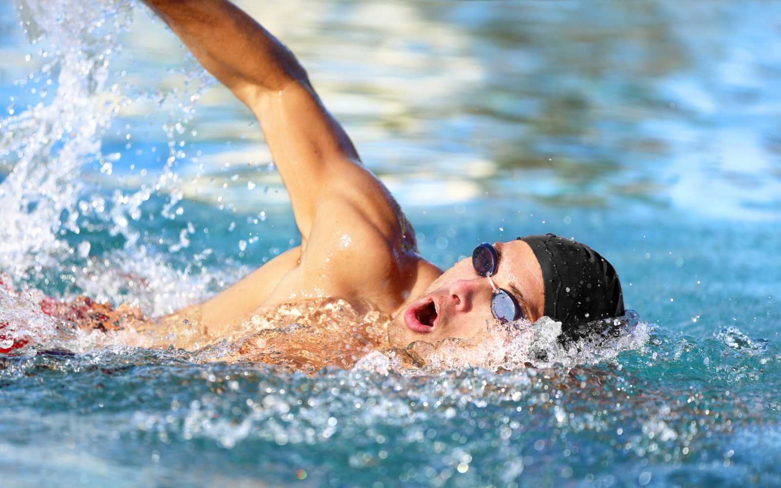 Corsa e nuoto insieme: come allenarsi e tutti i vantaggi | LBM Sport